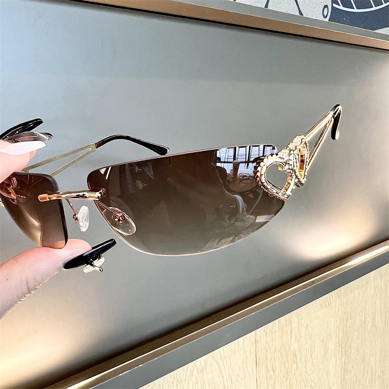 Nuovi Occhiali da Sole Ovali S - Sunglasses Cat Eye recensione e prezzo